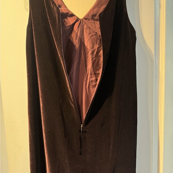 VINCE DRESS SIZE M BORDEAUX COLOR VELVET MATERIAL Brand new - Picture 4 of 5